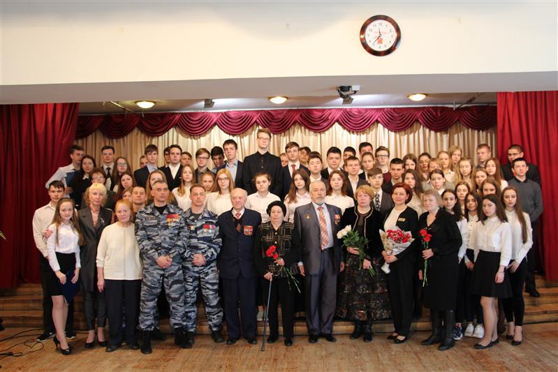 В Московской области сотрудники ОМОНа приняли участие в памятных мероприятиях, посвященных погибшему сослуживцу