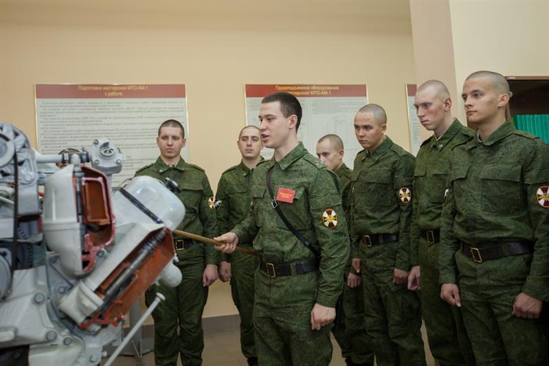 Брифинг генерал-лейтенанта Сергея Ерыгина по актуальным вопросам обеспечения войск Росгвардии современным вооружением и военной техникой 
