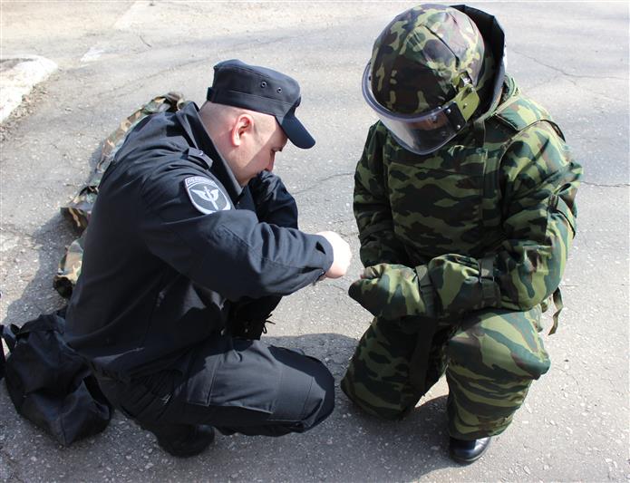 В г. Самаре бойцы ОМОНа Росгвардии отреагировали на сообщение о заминировании объекта культуры