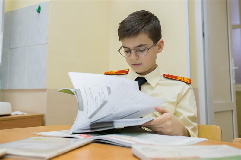 Один день из жизни кадетского корпуса