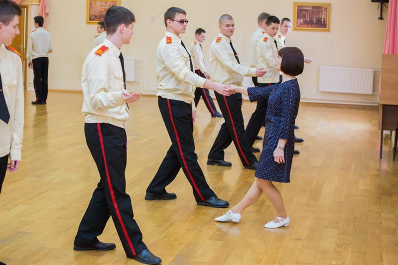 Один день из жизни кадетского корпуса