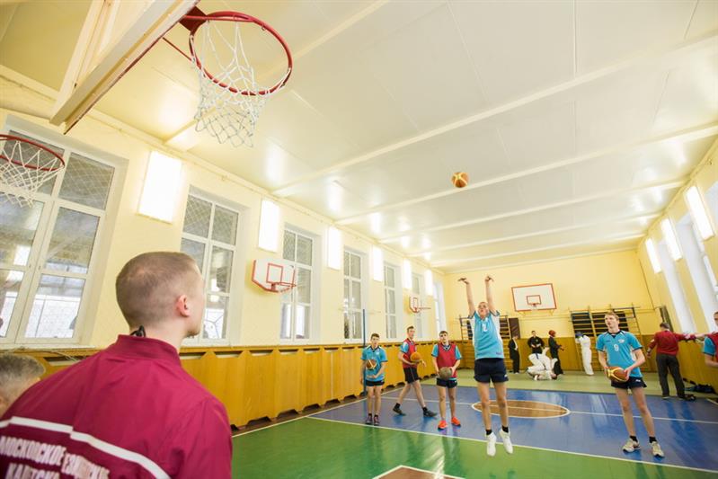 Один день из жизни кадетского корпуса