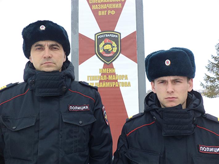 В г. Уфе военнослужащие Приволжского округа Росгвардии задержали подозреваемую в умышленном причинении вреда здоровью