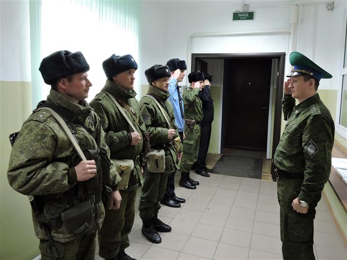 В Алтайском крае военнослужащие Росгвардии совместно с сотрудниками Пограничного Управления ФСБ России приняли участие в мероприятиях по прикрытию государственной границы РФ 