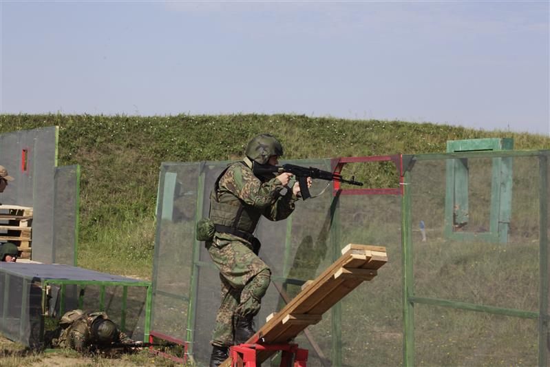 Соревнования военнослужащих Росгвардии памяти Героя России капитана Дмитрия Серкова