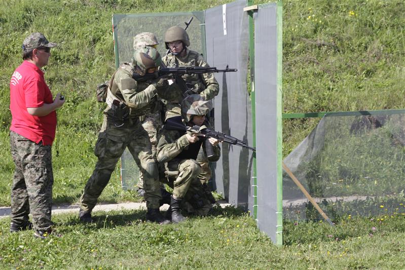 Соревнования военнослужащих Росгвардии памяти Героя России капитана Дмитрия Серкова