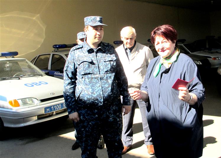 В Кабардино-Балкарии сотруднику Росгвардии вручили знак «Почетный донор России»
