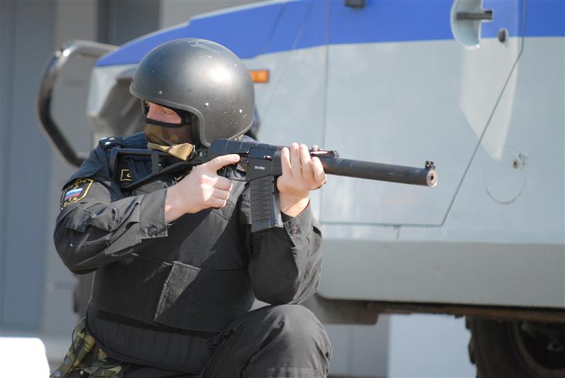 В Кировской области при силовой поддержке СОБРа Росгвардии пресечена незаконная деятельность двух игорных заведений  
