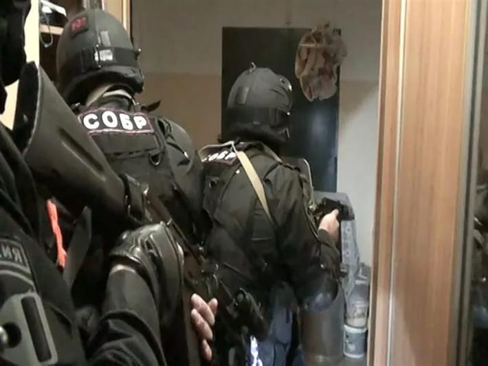 В Красноярском крае бойцы СОБРа Росгвардии задержали членов преступной группы