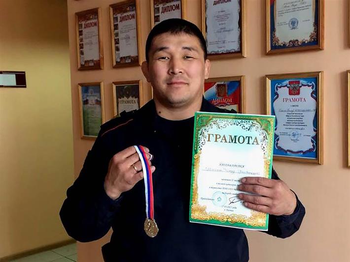 Сотрудник Отдела Росгвардии по Республике Тыва завоевал «серебро» в первенстве по самбо