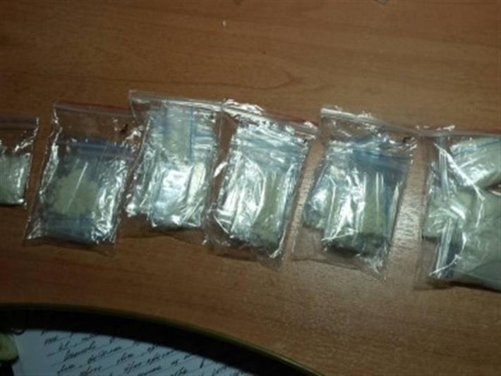 В г. Твери при силовой поддержке  бойцов СОБРа задержана группа наркосбытчиков