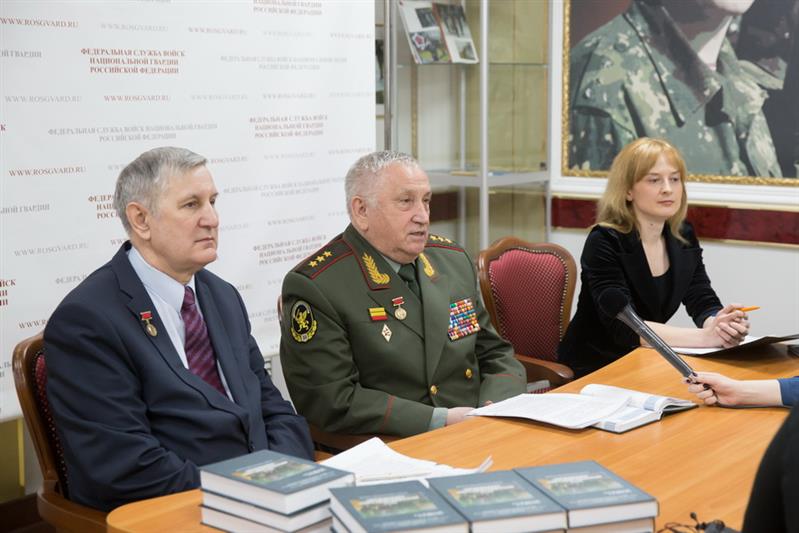 Авторы историко-террорологического справочника рассказали журналистам о современных методах противодействия терроризму