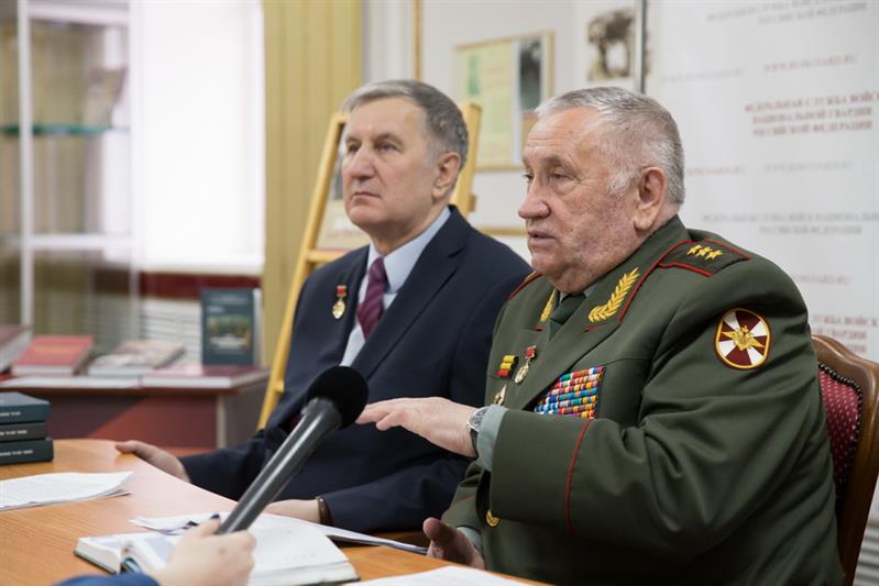 Авторы историко-террорологического справочника рассказали журналистам о современных методах противодействия терроризму