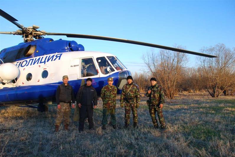 В Якутии в ходе рейда сотрудники Росгвардии и Министерства охраны природы задержали браконьеров, которые охотились на краснокнижных птиц