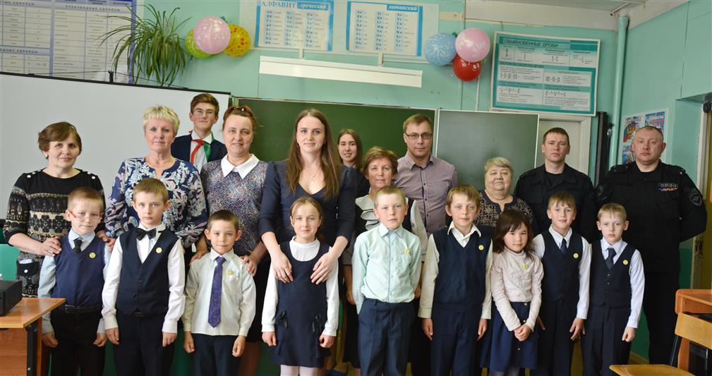 В Вологодской области сотрудники ОМОНа Росгвардии почтили память сослуживца, погибшего при исполнении служебного долга
