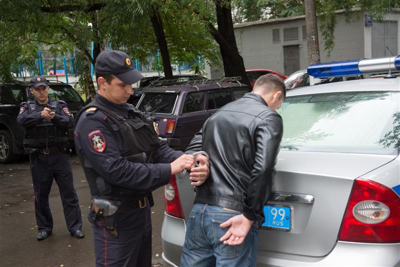 В Юго-Восточном округе г. Москвы сотрудники Росгвардии задержали двух грабителей