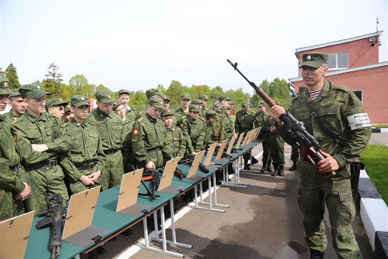 В Подмосковье состоялось открытие военно-полевых сборов воспитанников Московского президентского кадетского училища им. М.А. Шолохова войск национальной гвардии Российской Федерации (видео)