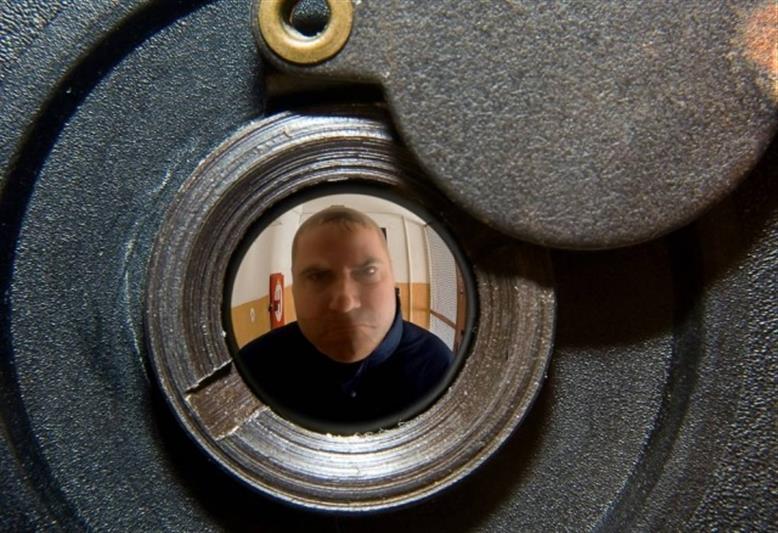 В г. Нижнем Новгороде военнослужащие Приволжского округа задержали гражданина, угрожавшего убийством местной жительнице