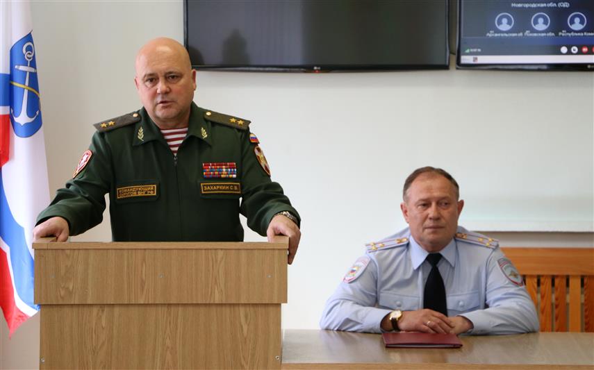 Командующий Северо-Западным округом представил сотрудникам Главного управления Росгвардии по г. Санкт-Петербургу и Ленинградской области нового руководителя территориального органа