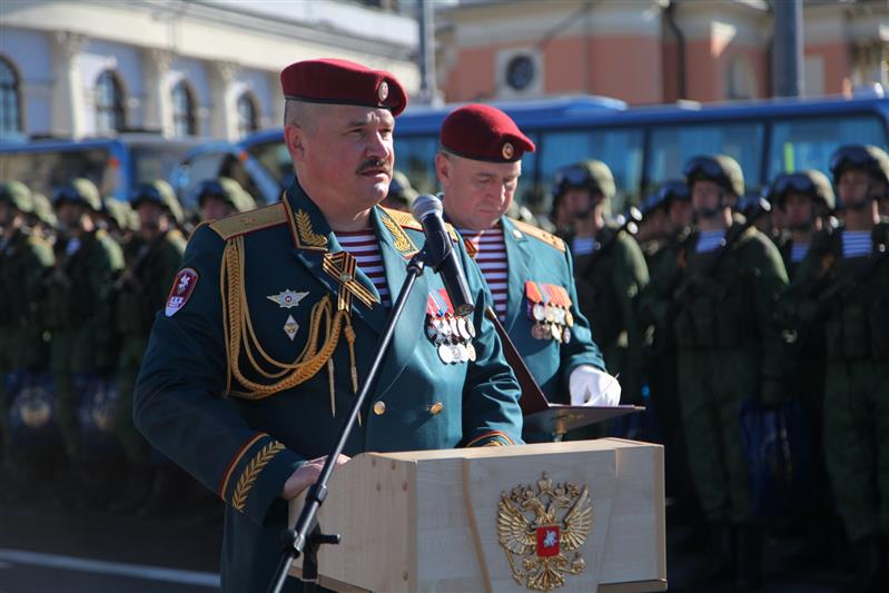 ДИРЕКТОР РОСГВАРДИИ ГЕНЕРАЛ АРМИИ ВИКТОР ЗОЛОТОВ  НАГРАДИЛ УЧАСТНИКОВ ПАРАДА ПОБЕДЫ 2017 ГОДА