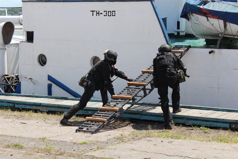 В г. Ростове-на-Дону сотрудники Росгвардии приняли участие в межведомственном антитеррористическом учении