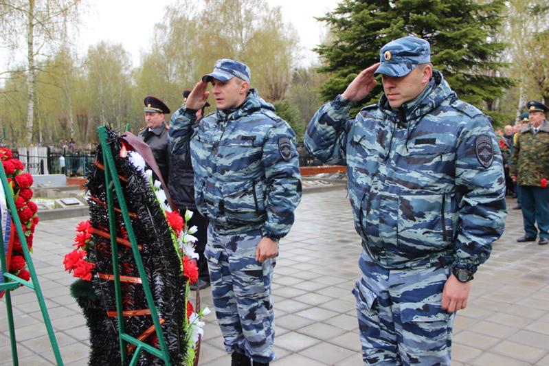 В г. Иванове сотрудники Росгвардии приняли участие в торжественных мероприятиях, посвященных Дню Победы