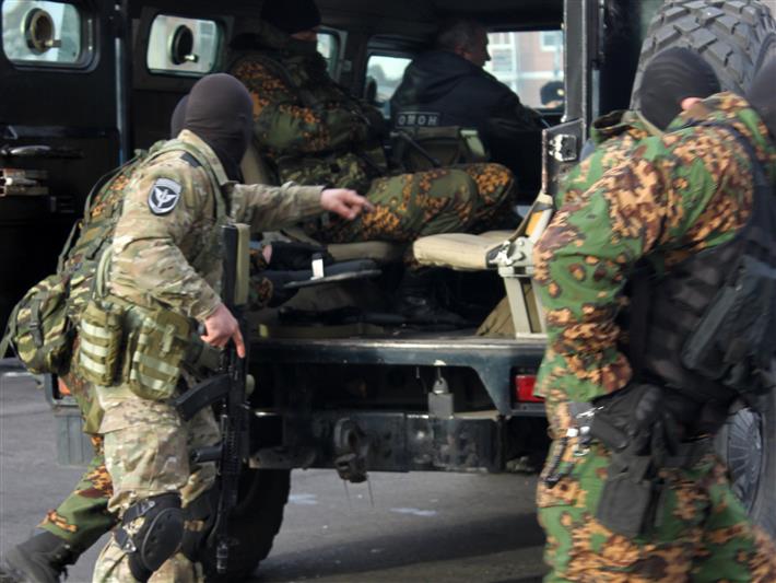 В г. Ангарске бойцы ОМОНа Росгвардии задержали мужчину, подозреваемого в сбыте героина