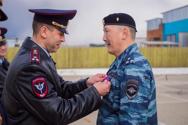 Заместитель командира якутского ОМОНа награжден государственной наградой 