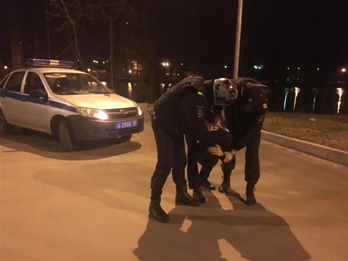 В Московской области сотрудники вневедомственной охраны Росгвардии задержали мужчину, подозреваемого в изнасиловании