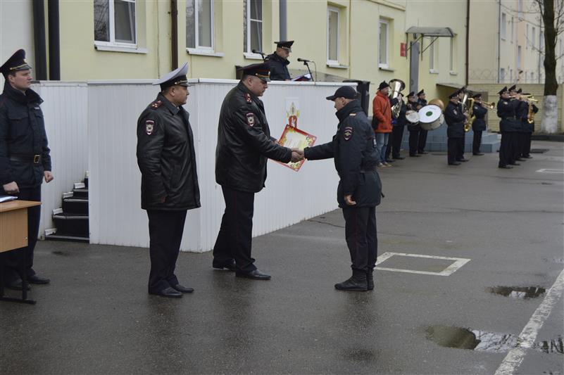 В г. Калининграде военнослужащие специальной моторизованной воинской части отметили очередную годовщину со дня сформирования