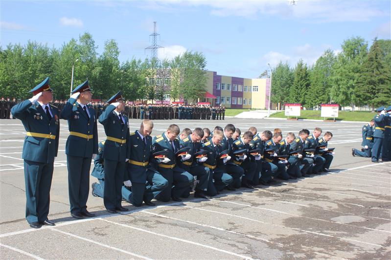 В Пермском военном институте войск национальной гвардии состоялся выпуск лейтенантов