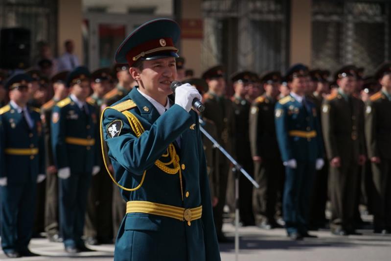 В Санкт-Петербургском военном институте войск национальной гвардии состоялся выпуск лейтенантов