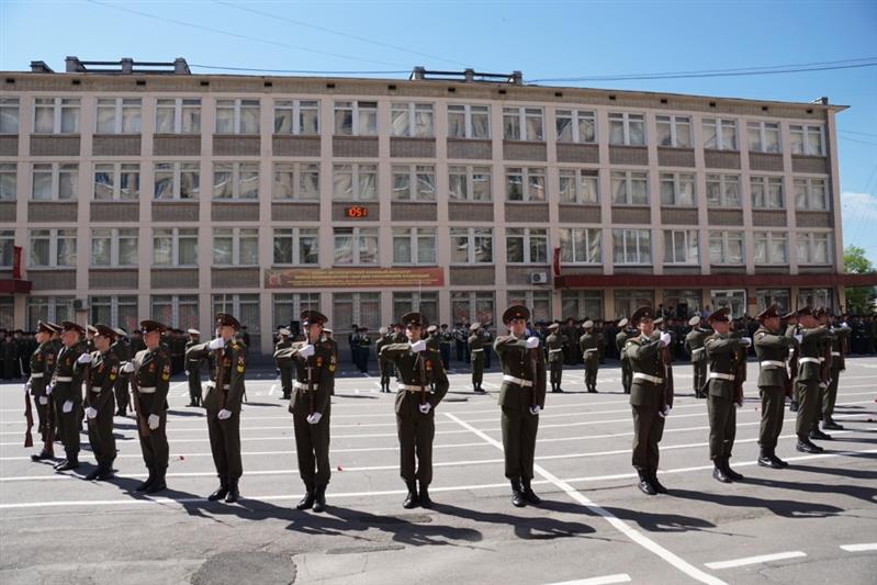В Санкт-Петербургском военном институте войск национальной гвардии состоялся выпуск лейтенантов