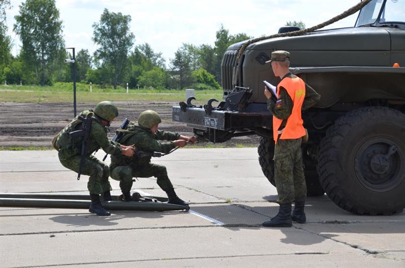Военнослужащие Росгвардии приняли участие во всероссийских соревнованиях среди специалистов по ремонту вооружения