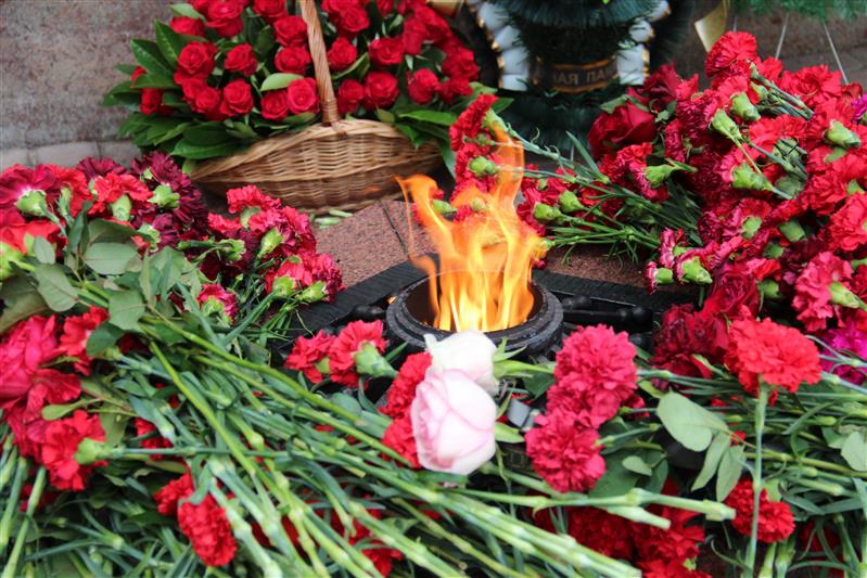 В День памяти и скорби военнослужащие и сотрудники Северо - Кавказского округа Росгвардии приняли участие во  Всероссийской акции «Свеча памяти»