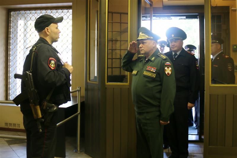 В г. Санкт-Петербурге командующий Северо-Западным округом проверил работу отдела вневедомственной охраны территориального органа Росгвардии