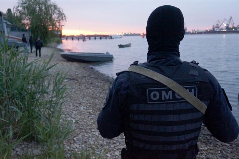 В Ростовской области сотрудники ОМОНа на транспорте приняли участие в проведении оперативно-профилактической операции «Путина-2017»