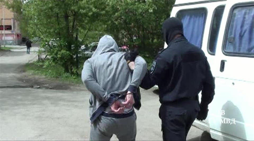 В Свердловской области при силовой поддержке СОБРа Росгвардии задержаны участники организованной преступной группы