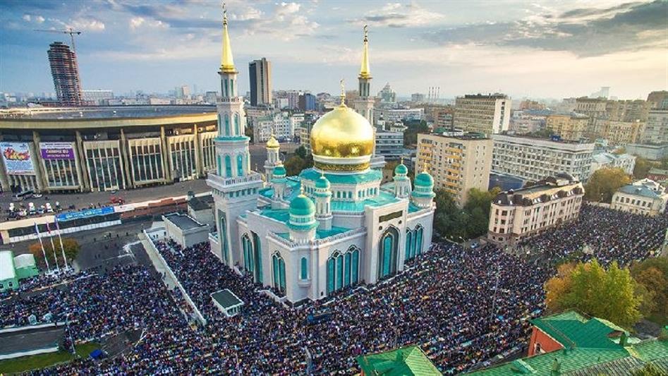 В Москве военнослужащие и сотрудники Росгвардии совместно с полицией обеспечили безопасность граждан во время празднования одного из главных мусульманских праздников Ураза-Байрам