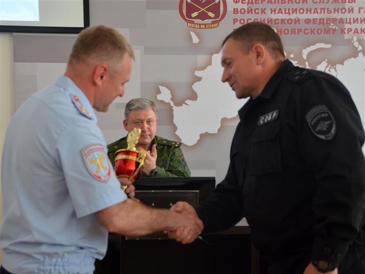 В Управлении Росгвардии по Красноярскому краю подвели итоги служебно-боевой деятельности за первое полугодие текущего года