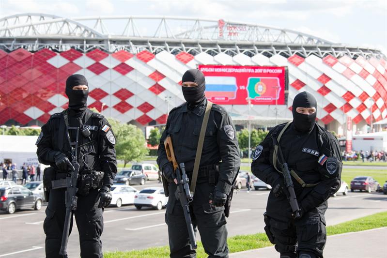 ПРИ ПОДГОТОВКЕ К ЧЕМПИОНАТУ МИРА ПО ФУТБОЛУ РОСГВАРДИЯ УЧТЁТ ИТОГИ СЛУЖЕБНО-БОЕВОЙ ДЕЯТЕЛЬНОСТИ ВО ВРЕМЯ КУБКА КОНФЕДЕРАЦИЙ FIFA 2017