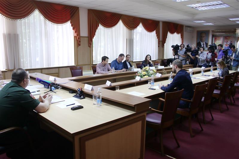 В управлении Центрального округа Росгвардии состоялся брифинг, посвященный охране общественного порядка и обеспечению общественной безопасности в период проведения массовых мероприятий