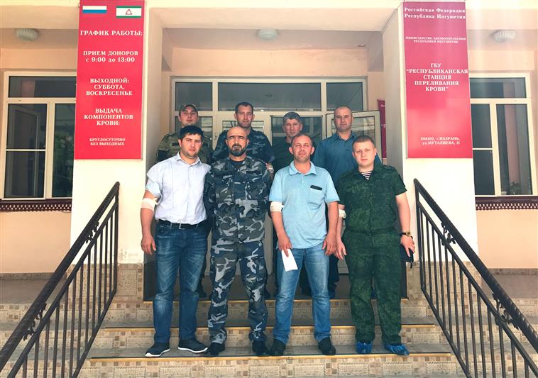 В Ингушетии сотрудники Росгвардии приняли участие в акции добровольной сдачи крови