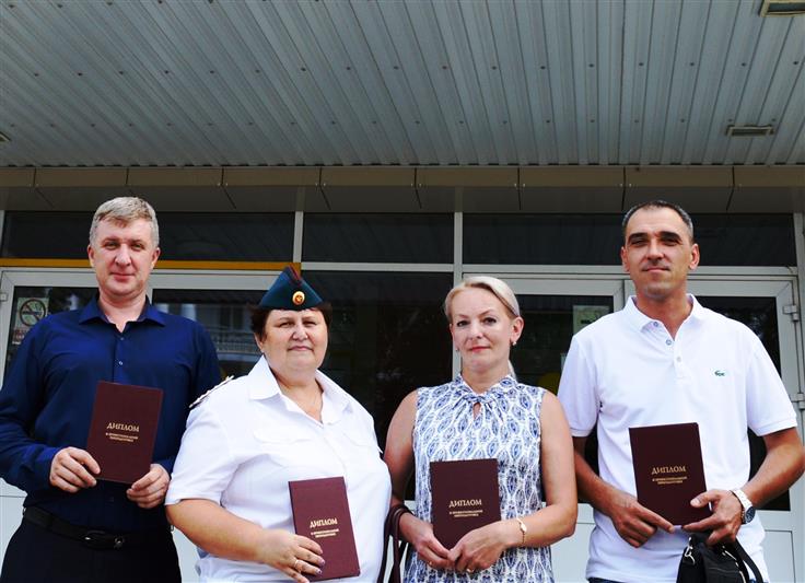 В Алтайском крае военнослужащие Росгвардии, увольняющиеся в запас, получили дипломы о дополнительном профессиональном образовании