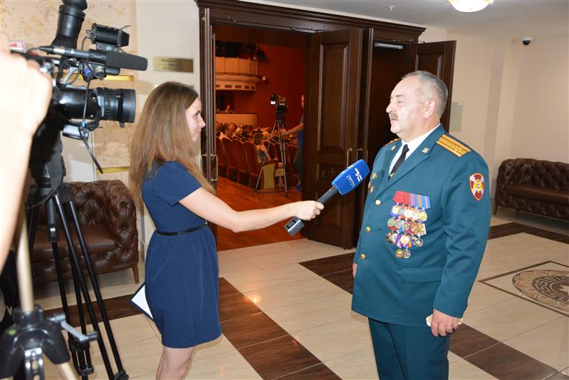 Центру подготовки личного состава кинологической службы Уральского округа войск национальной гвардии РФ исполнилось 15 лет