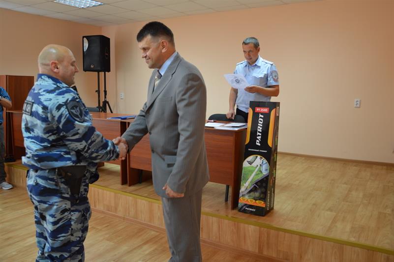В брянском ОМОНе Росгвардии отметили 24-летие со дня сформирования подразделения