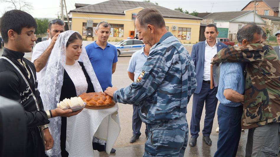 Участники автопробега «От Героя к Герою» прибыли на родину Героя России Магомеда Нурбагандова 