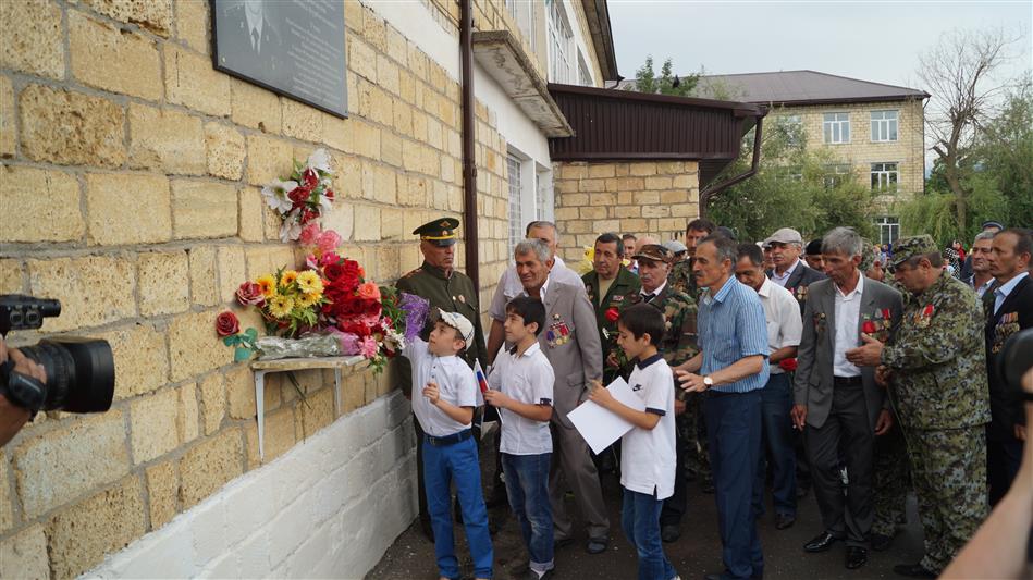 Участники автопробега «От Героя к Герою» прибыли на родину Героя России Магомеда Нурбагандова 