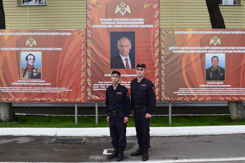 В г. Нижнем Новгороде военнослужащие Росгвардии задержали гражданина, переносившего наркотики