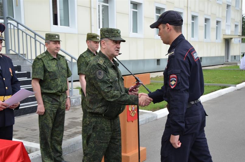 Военнослужащие сводной роты специальной моторизованной воинской части Восточного округа (г. Хабаровск) выполнили задачи по охране общественного порядка в г. Комсомольске-на-Амуре